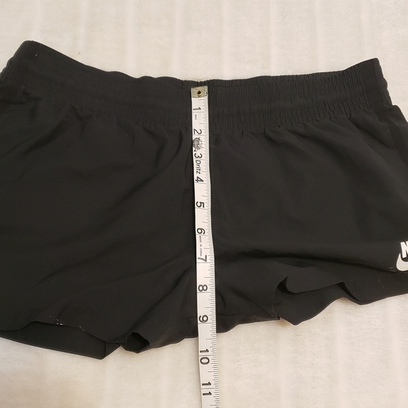 BOGO Free🦋 Nike Black Athletic Shorts - Picture 5 of 13